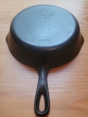 1920's Wagner Ware #5 Sidney Cast Iron Skillet